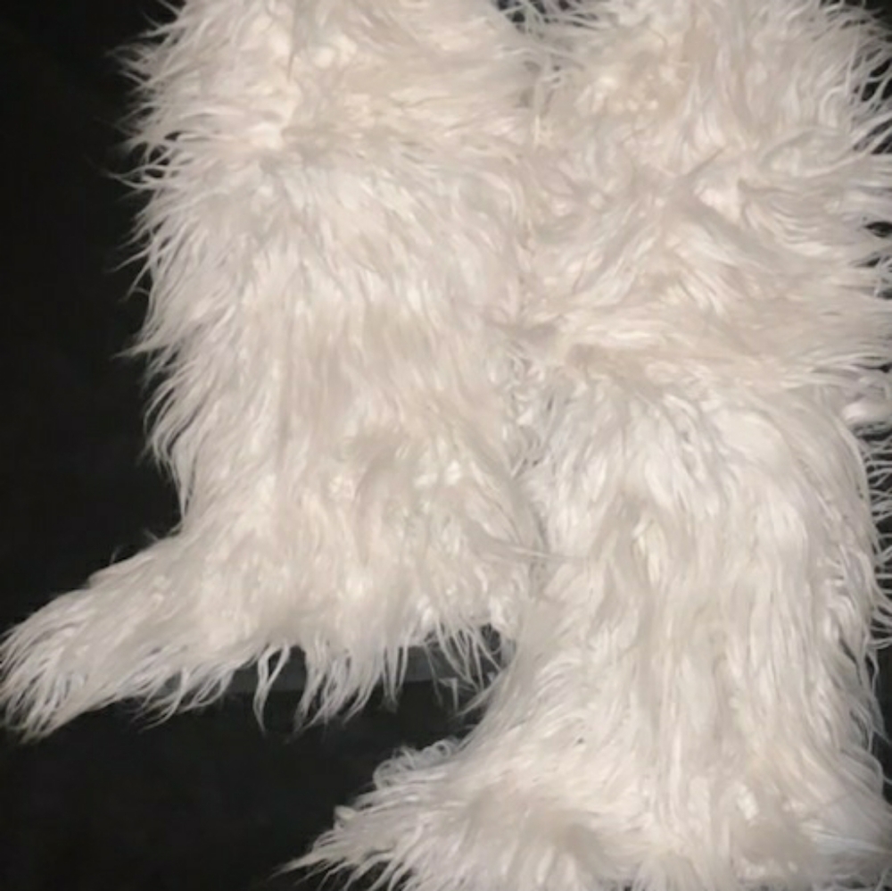 Brand New Snow Boots ( Hot Sale)